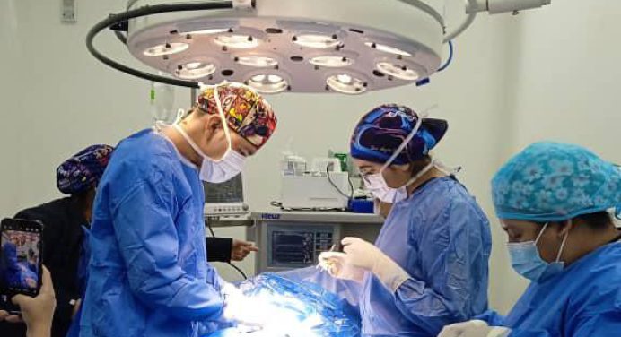 Hospital de Aguasay celebra primer aniversario con 14 cirugías pediátricas