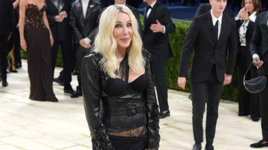 Cher cumple 80 años desafiando el tiempo como gran diva de la cultura pop 1 cher