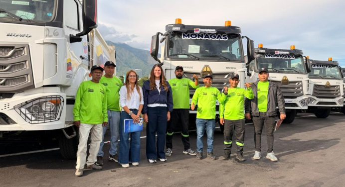 Maturín recibió tres nuevas compactadoras de la mano del Gobierno Nacional