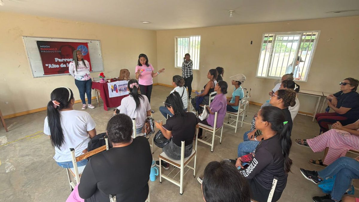 Capacitan a voceras de las comunas con talleres formativos para la socioproducción 2 comuna2