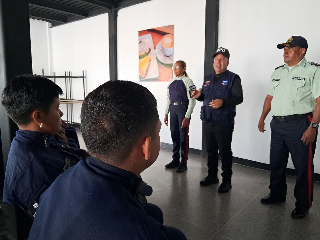 Polimaturín refuerza valores éticos y buenas prácticas en nuevos funcionarios 2 conversatorio1