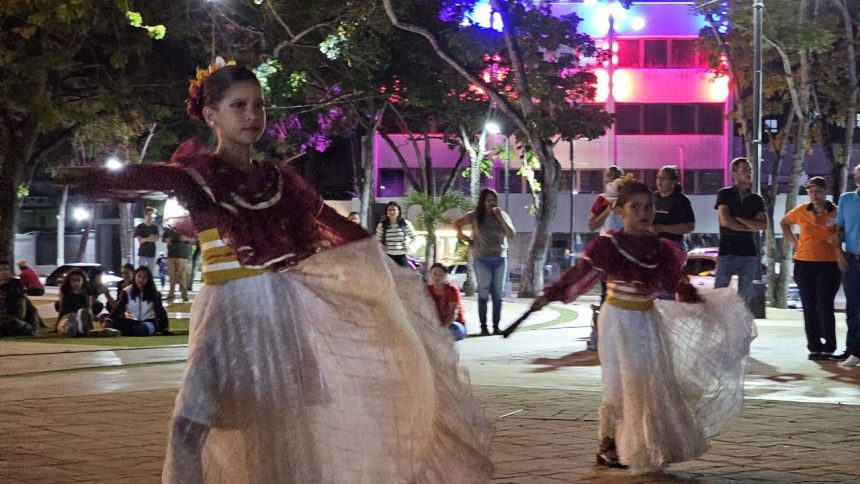 Escuelas de Cultura, Arte y Tradición cerraron la semana de la danza 1 danza