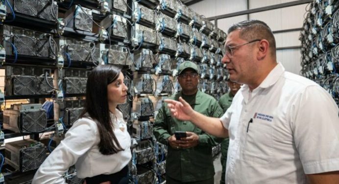 Desmantelan en Aragua granja de minería Bitcoin con 4 mil equipos