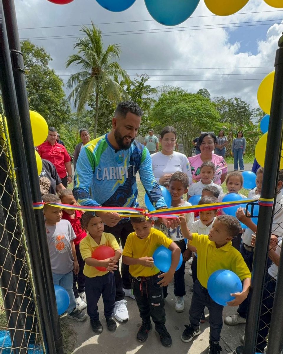 Realizan rehabilitación integral de la escuela Santiago Mariño de Caripito 2 escuela2