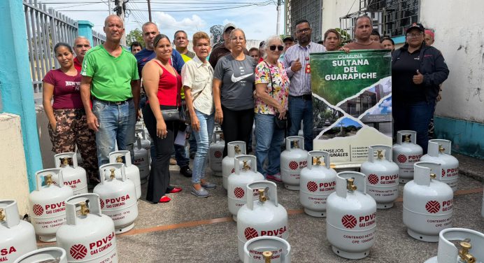 Gasmaca entrega 240 cilindros nuevos a la comuna “Sultana del Guarapiche”