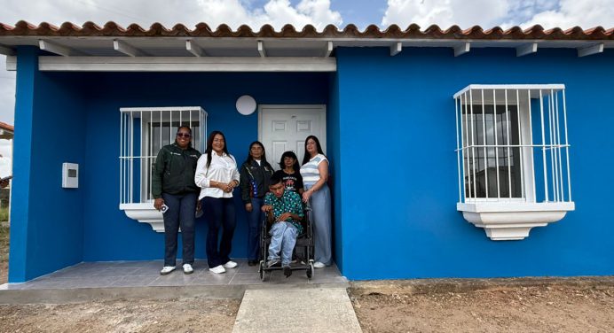 La pluma de Dios trazó líneas de justicia para Moisés y su mamá