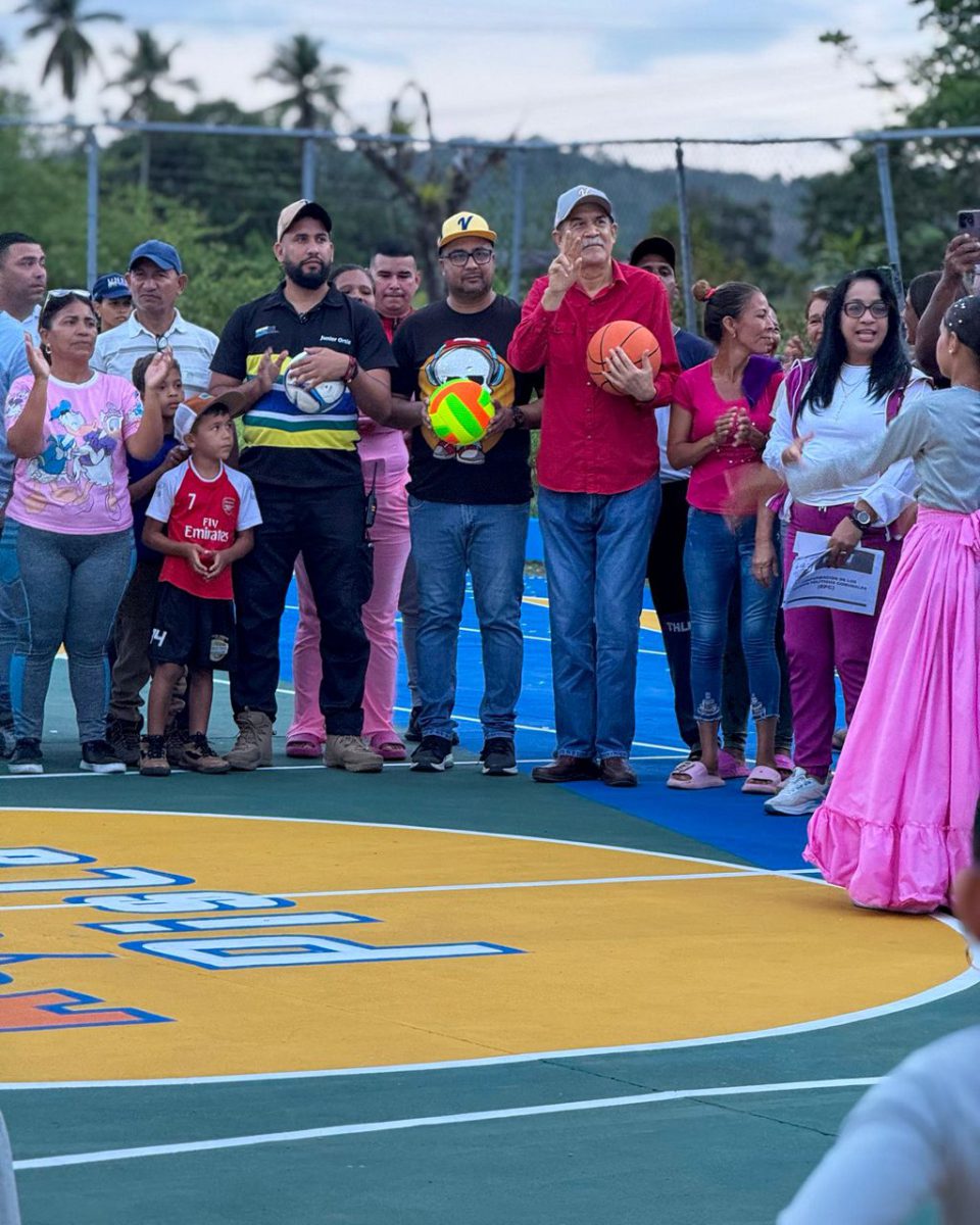 Alcaldía de Bolívar entrega cancha de usos múltiples de San Pablo 3 pablo3