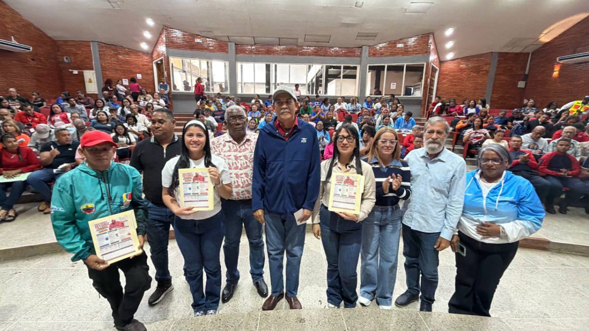 En Monagas debaten proyecto de Ley "Orden al Mérito Profesor Aristóbulo Istúriz" 3 proyecto3