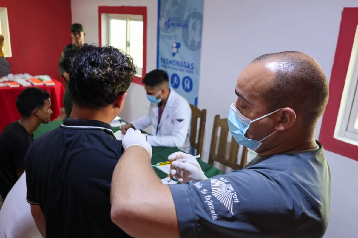 A través de jornada de salud atienden a privados de libertad 3 salud3 1