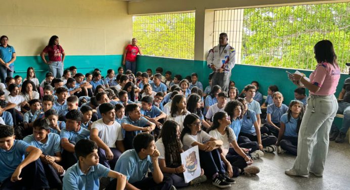 Imjumat y Cmdnna se alían para frenar el acoso escolar