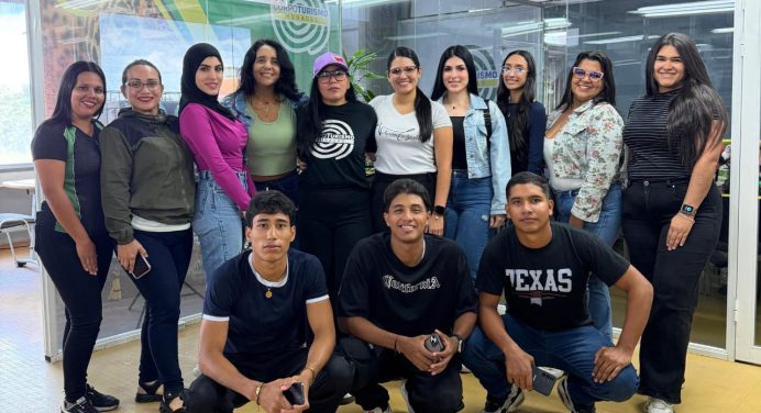 Gobernación impulsa la formación técnica de jóvenes para potenciar el turismo productivo