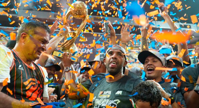 Anzoátegui de júbilo porque Marinos se convirtió en el máximo ganador del baloncesto venezolano