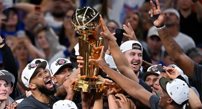 New York Knicks campeones de la NBA por primera vez en 53 años