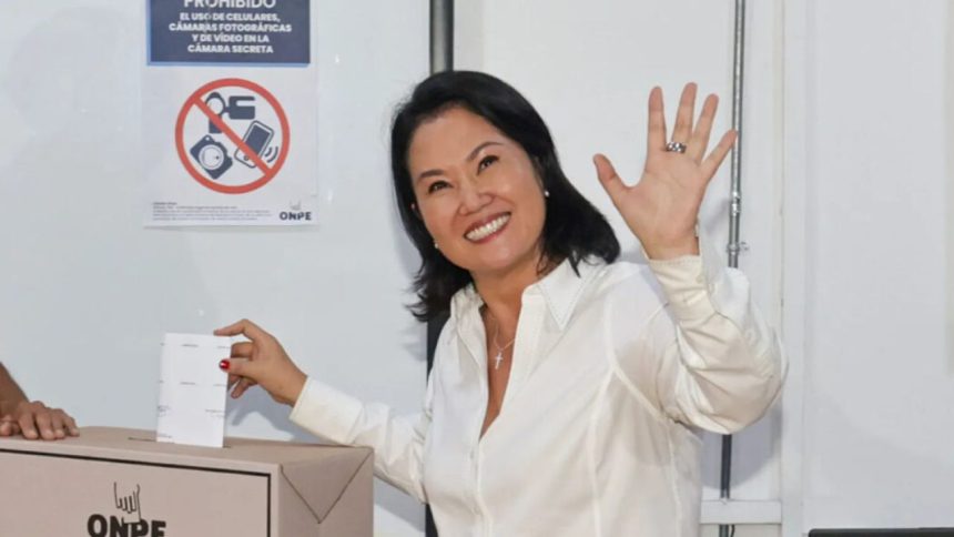Fujimori recupera ventaja sobre Sánchez en el último tramo del escrutinio en Perú 1 Fujimori