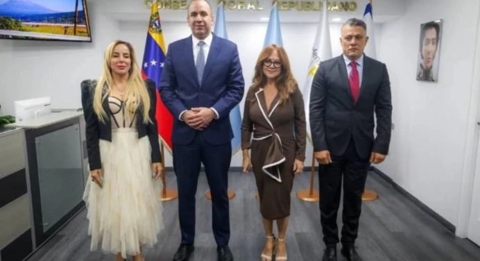 Larry Devoe asumió la presidencia del Consejo Moral Republicano