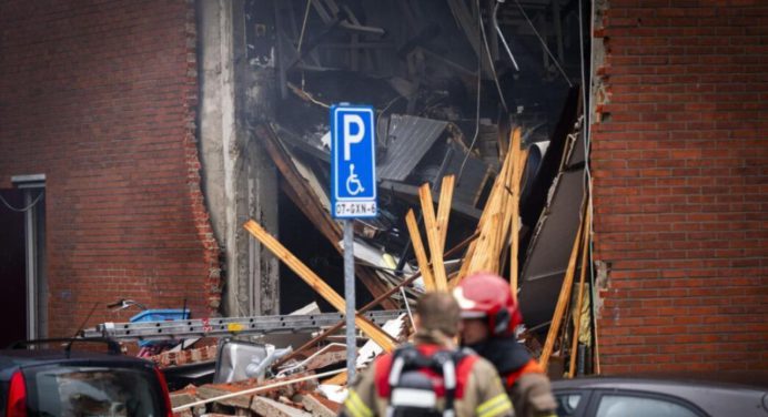 Explosión cerca a bloque residencial en Ámsterdam deja 7 heridos y 400 evacuados
