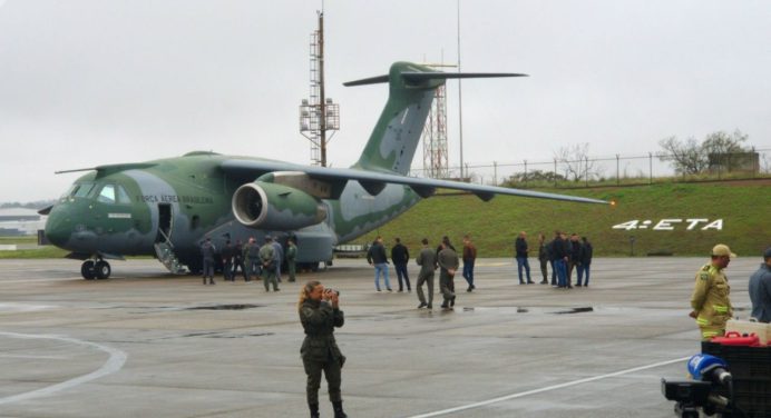 Quinto vuelo humanitario de Brasil: más medicamentos y profesionales a Venezuela