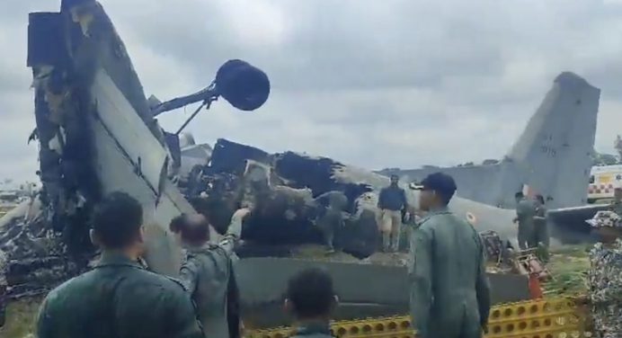 Accidente de un avión de transporte militar en India deja un balance fatal de cinco víctimas