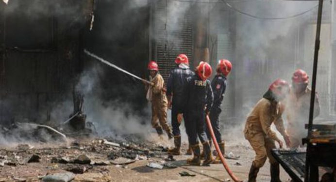 Al norte de la India: 14 menores pierden la vida tras incendio en un centro educativo