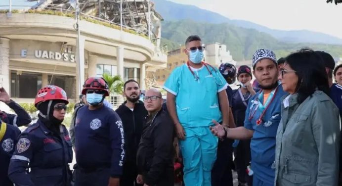 Delcy Rodríguez anuncia la militarización del estado La Guaira tras los terremotos