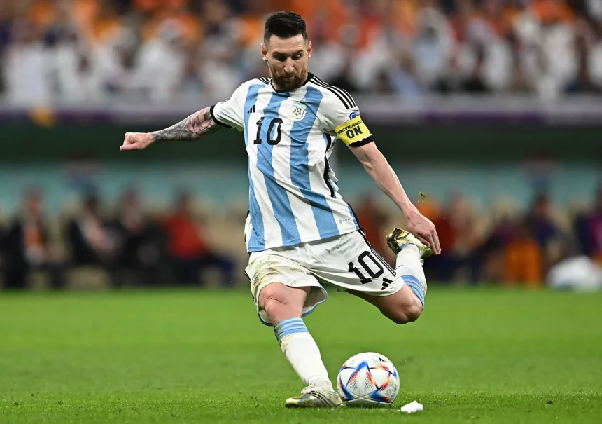 Argentina comienza hoy la defensa de su título 1 Messi