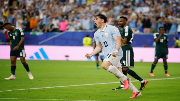 Uruguay salvó un punto sobre la hora en su debut ante Arabia Saudita 1 Uruguay