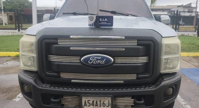 SIP Polimaturín recuperó camioneta solicitada por tribunal en sector Sabana Grande