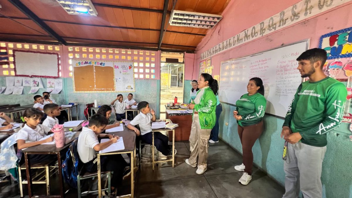 Iamam lleva charlas educativas a las escuelas del municipio 3 charlas3