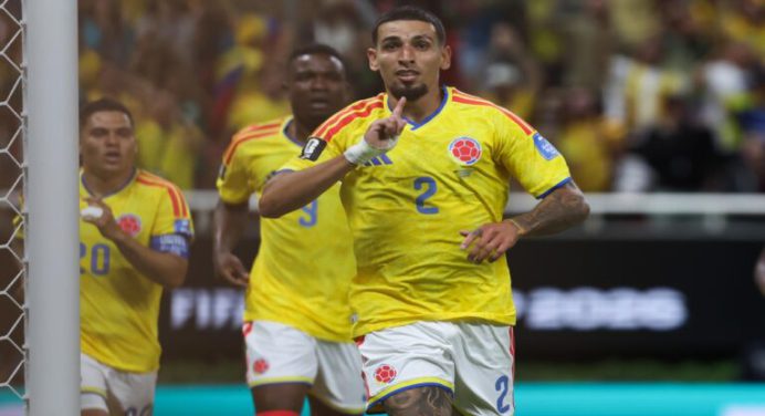 Daniel Muñoz le entregó la clasificación a la selección de Colombia