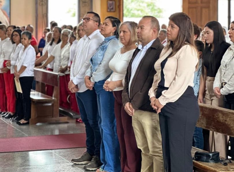 Parroquia El Tejero celebra fiestas patronales en honor al Sagrado Corazón de Jesús 1 El Tejero