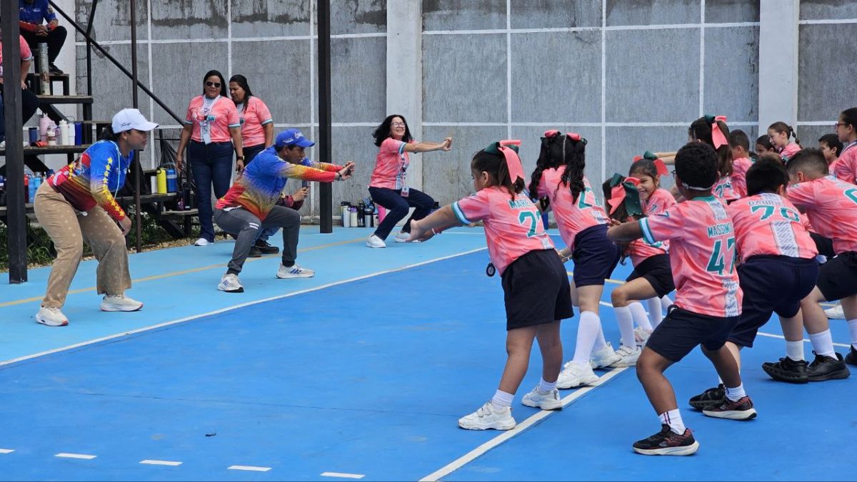 Más de 300 estudiantes participaron con circuitos adaptados en el IMEIN 3 imein3