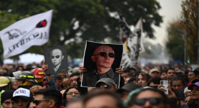 Multitud despide al Indio Solari en Argentina