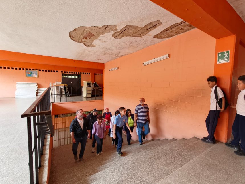 Inspeccionan infraestructura del "Núñez Mares" y la UE. "Gregorio Rondón 1 inspección