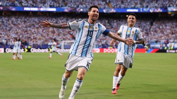 Messi marca triplete e iguala récord de goles en la historia de los Mundiales 1 Messi