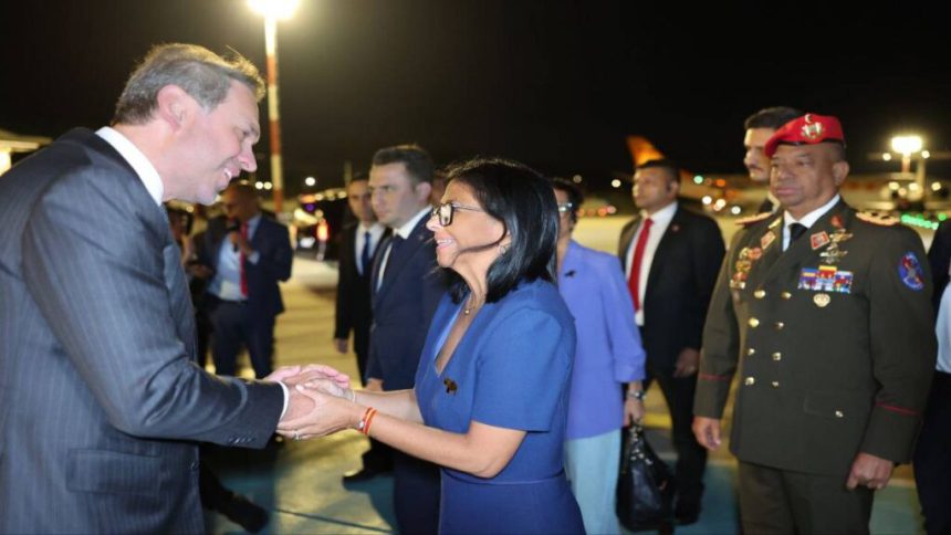Presidenta (E) Rodríguez continúa su gira diplomática en Estambul 1 Delcy en Turquía