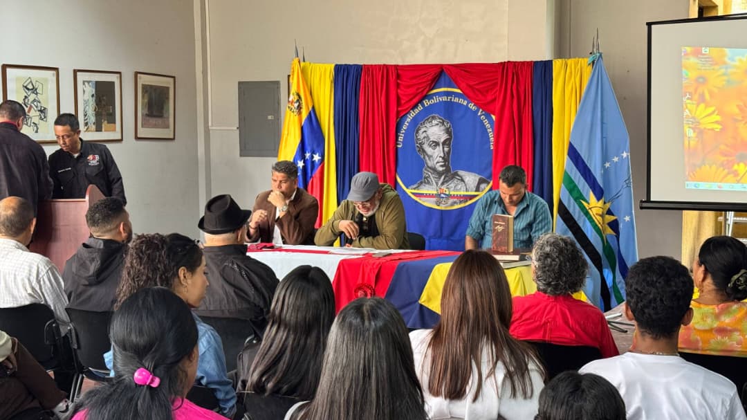 Rinden homenaje al insigne segundo cronista de Maturín Juan José Ramírez en la UBV 3 presidio1