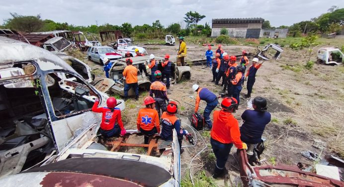 Protección Civil Santa Bárbara avanza en capacitar en Extricación vehicular