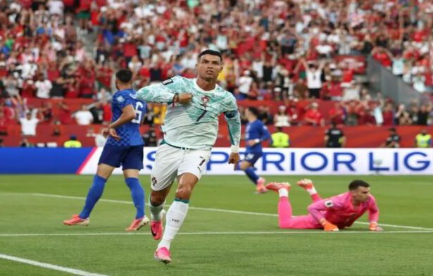 CR7