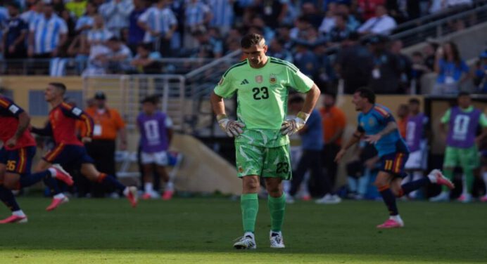 Dibu Martínez pone en duda su continuidad en la selección argentina