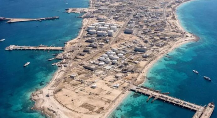Tensiones en el Golfo Pérsico: EE.UU. amenaza con ocupación de la isla petrolera de Jarg