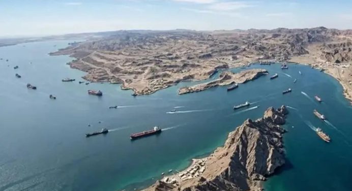 Ejército iraní mantiene su posición: No cederá territorio en el estrecho de Ormuz