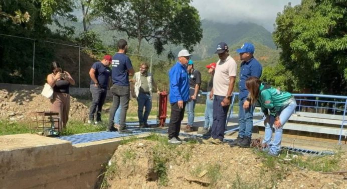 Gobierno, Unicef y CAF diseñan programa para rehabilitar infraestructura hídrica en La Guaira