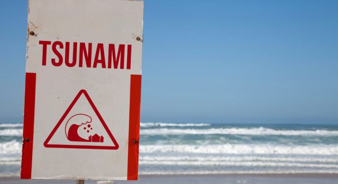 Alerta de tsunami en las costas del sur de México y Guatemala tras fuerte terremoto