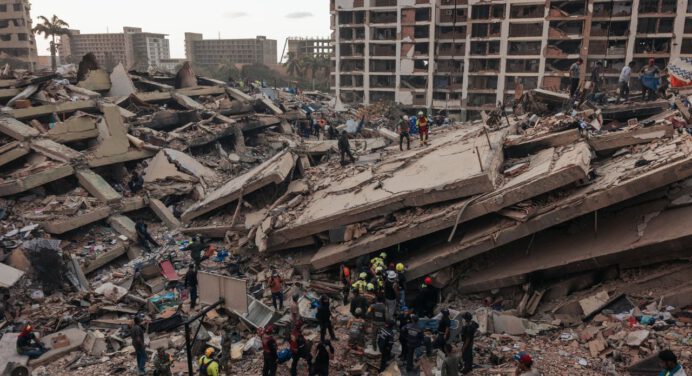 Van 5.346 fallecidos tras doblete sísmico, según el último balance
