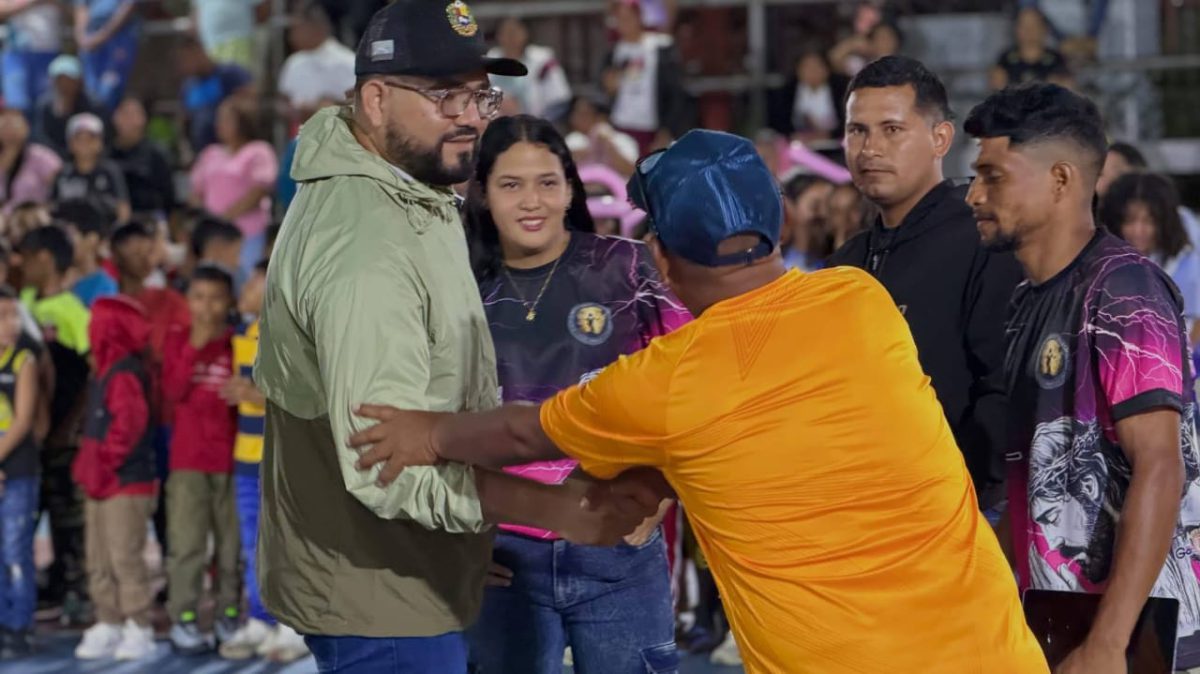 Alcaldía de Aguasay fortalece masificación deportiva con dotación a clubes locales 3 aguasay3