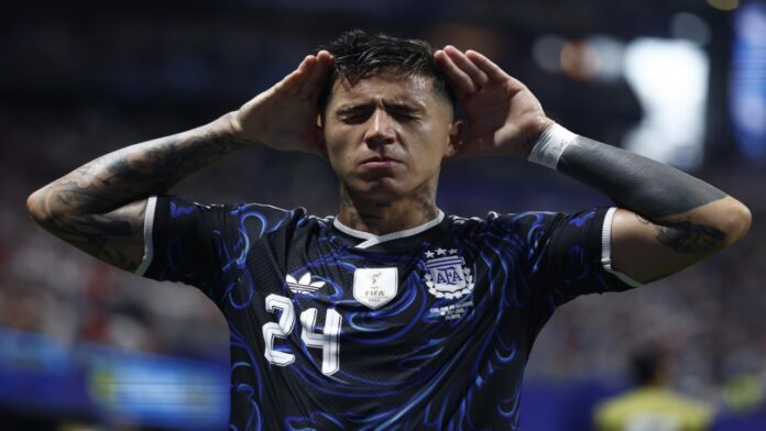 Argentina reaccionó in extremis para arrebatarle la final a Inglaterra 2 argentina111