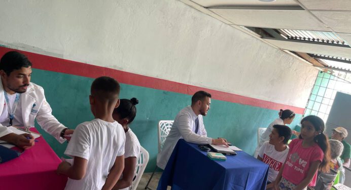 Atendidas más de 380 personas del sector El Rincón de Caripito con jornada de salud