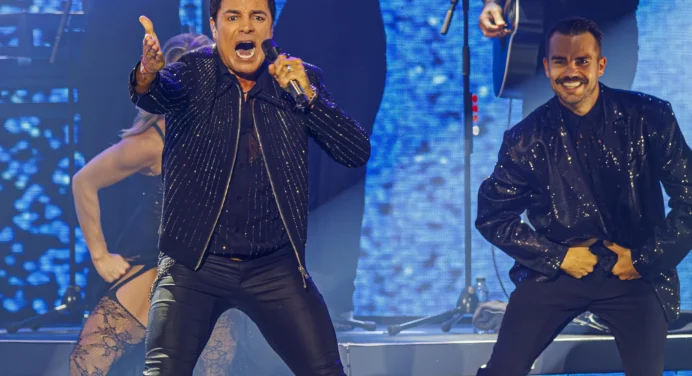 Chayanne y Gilberto Santa Rosa presentes en concierto benéfico tras sismos en Venezuela