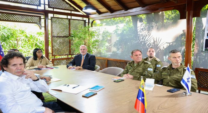 Evalúan plan de remoción de escombros en La Guaira tras eventos sísmicos