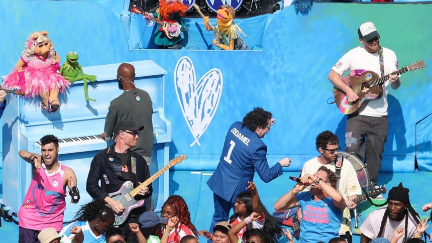 Gustavo Dudamel brilló en el medio tiempo del Mundial 1 Gustavo Dudamel